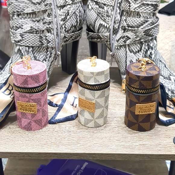 Purses - Picture 1 of 3